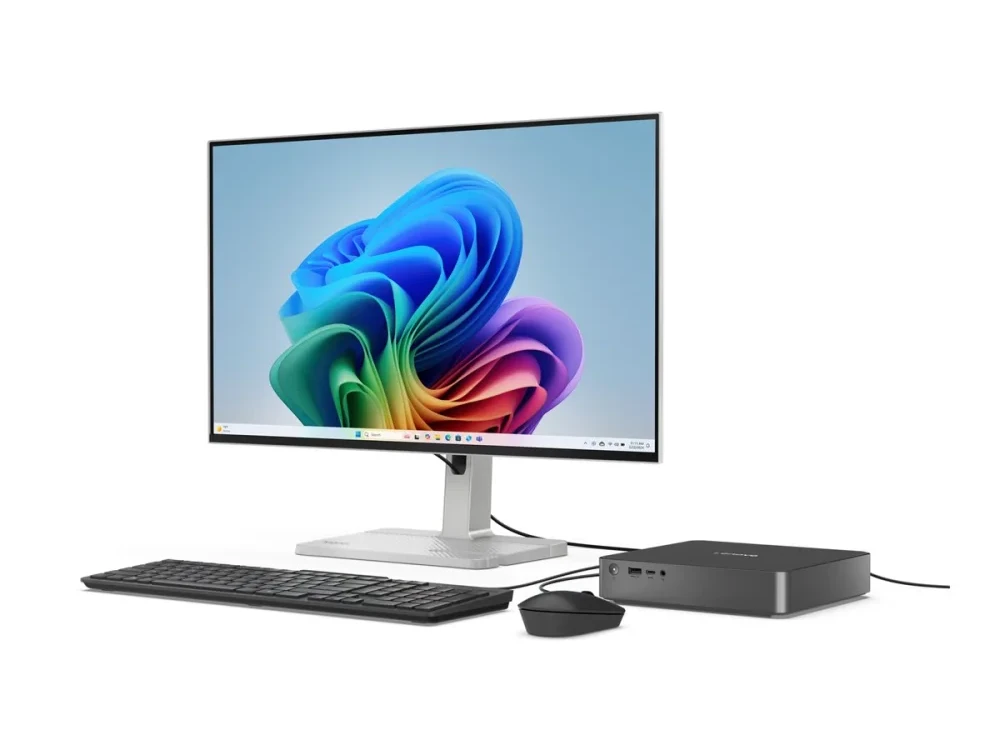 Stacionarus kompiuteris LENOVO IdeaCentre Mini 01Q8X10 Snapdragon X Plus X1P-64-100 32GB 1TB SSD M.2 2280 PCIe Qualcomm Adreno GPU W11H 2YR Carryin