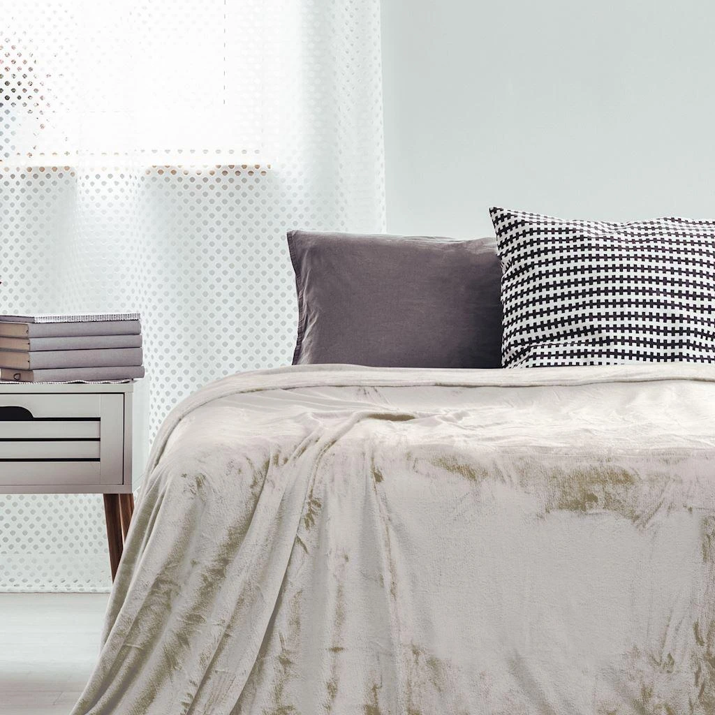 DecoKing Kreminės spalvos antklodė MIC 160x210 aprašymas - Prekės nuotrauka