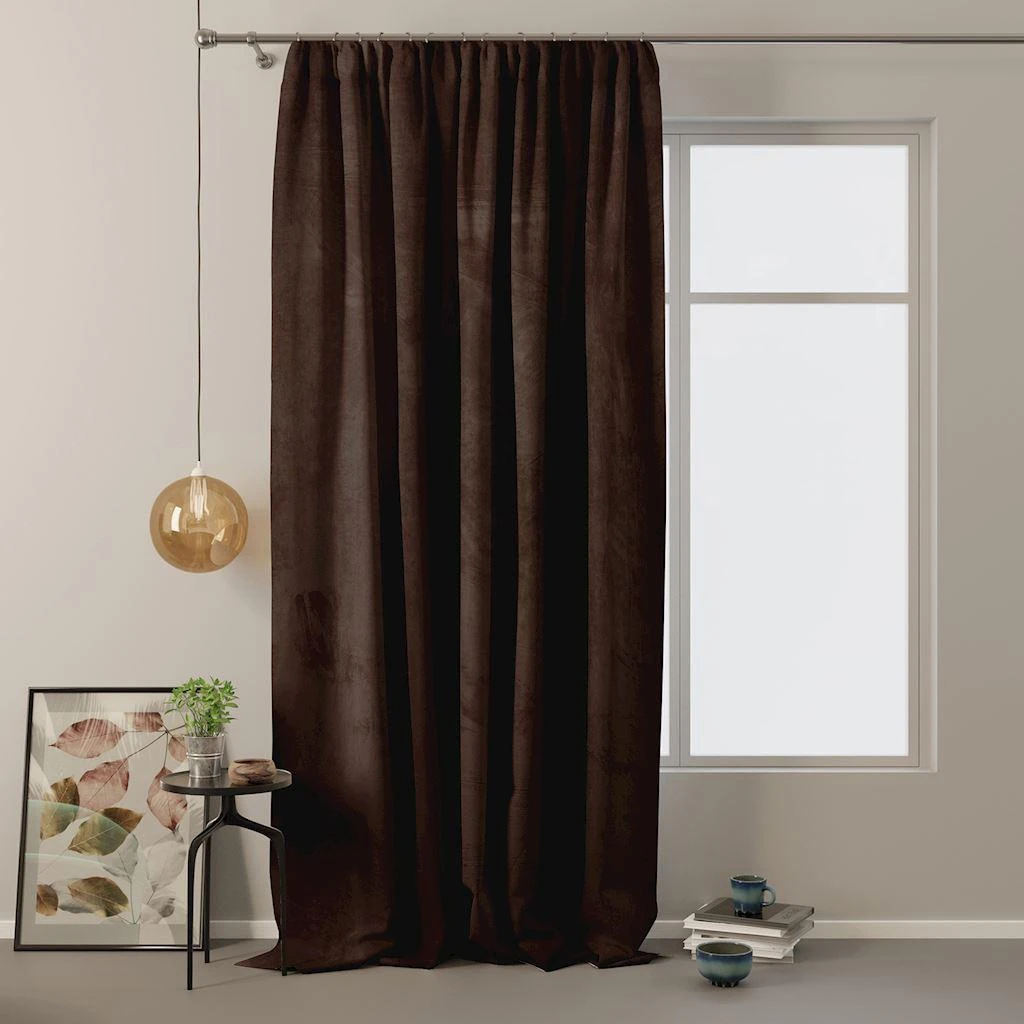 Naktinė užuolaida AmeliaHome VELVET 140X270 cm, 1 vnt., juosta/kabliukai, spalva: tamsiai ruda aprašymas - Prekės nuotrauka