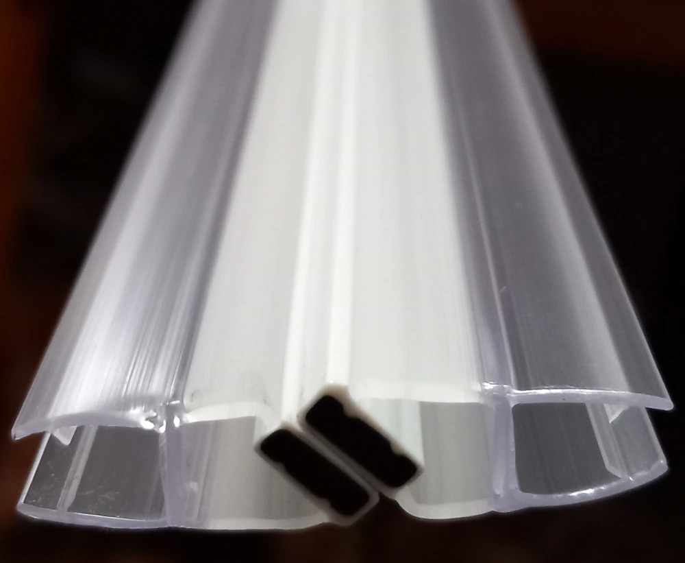 Juosta plast. dušo kab. durims 1.90m 5 mm stiklui (magnetukas) kompl.