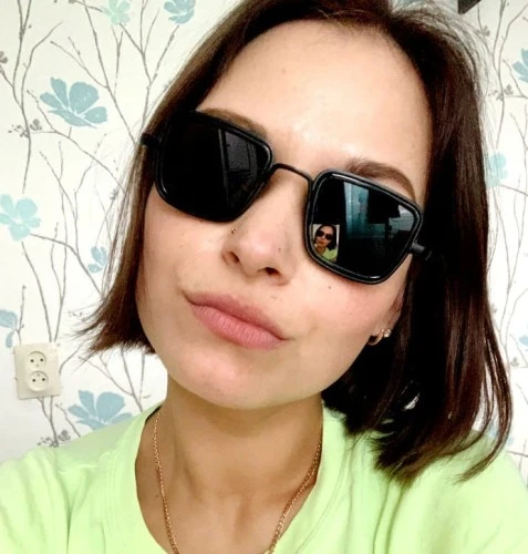 Akiniai nuo saulės moterims R64