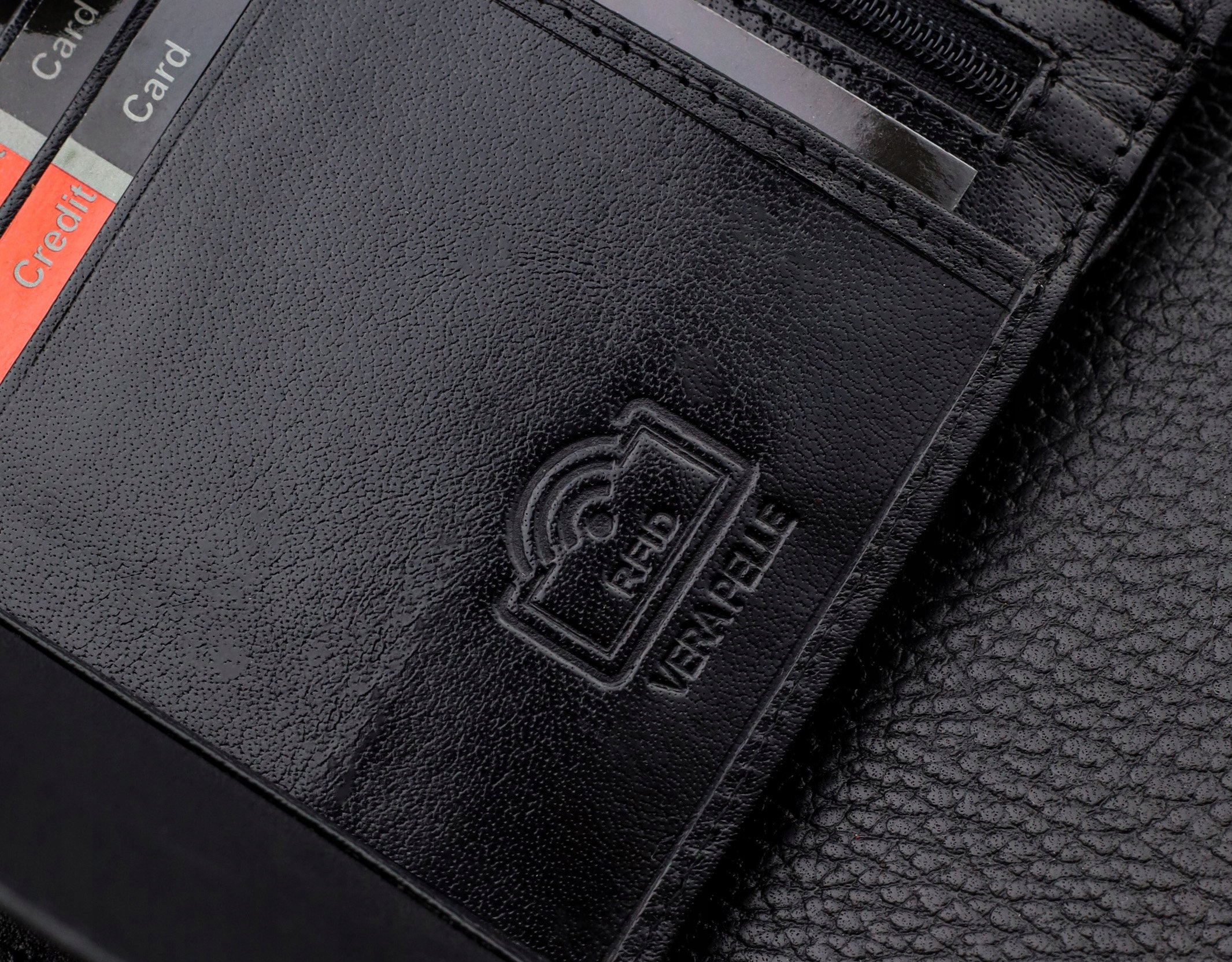 Vyriška odinė piniginė Pierre Cardin, juoda, RFID apsauga A623706 aprašymas - Prekės nuotrauka