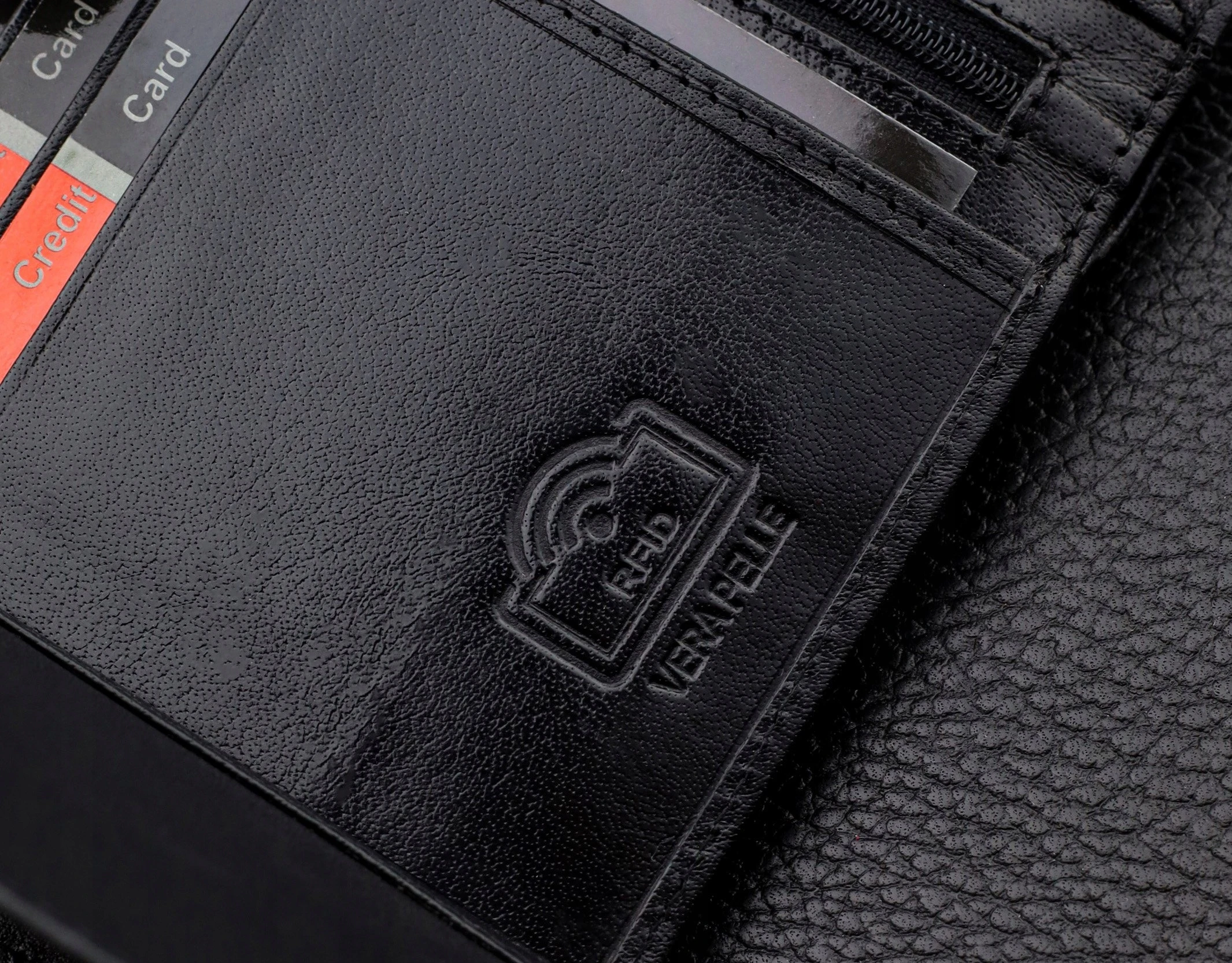 Vyriška piniginė Pierre Cardin, natūrali oda, RFID apsauga A623606 aprašymas - Prekės nuotrauka