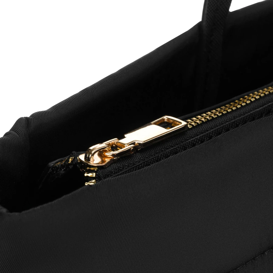 Didelė juoda moteriška „Peterson“ nailoninė shopper rankinė A4 formatui, su magnetiniu užsegimu