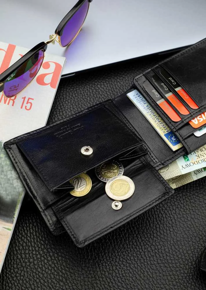Dovanų rinkinys vyrams: odinė piniginė Pierre Cardin RFID ir diržas Stevens 6088206