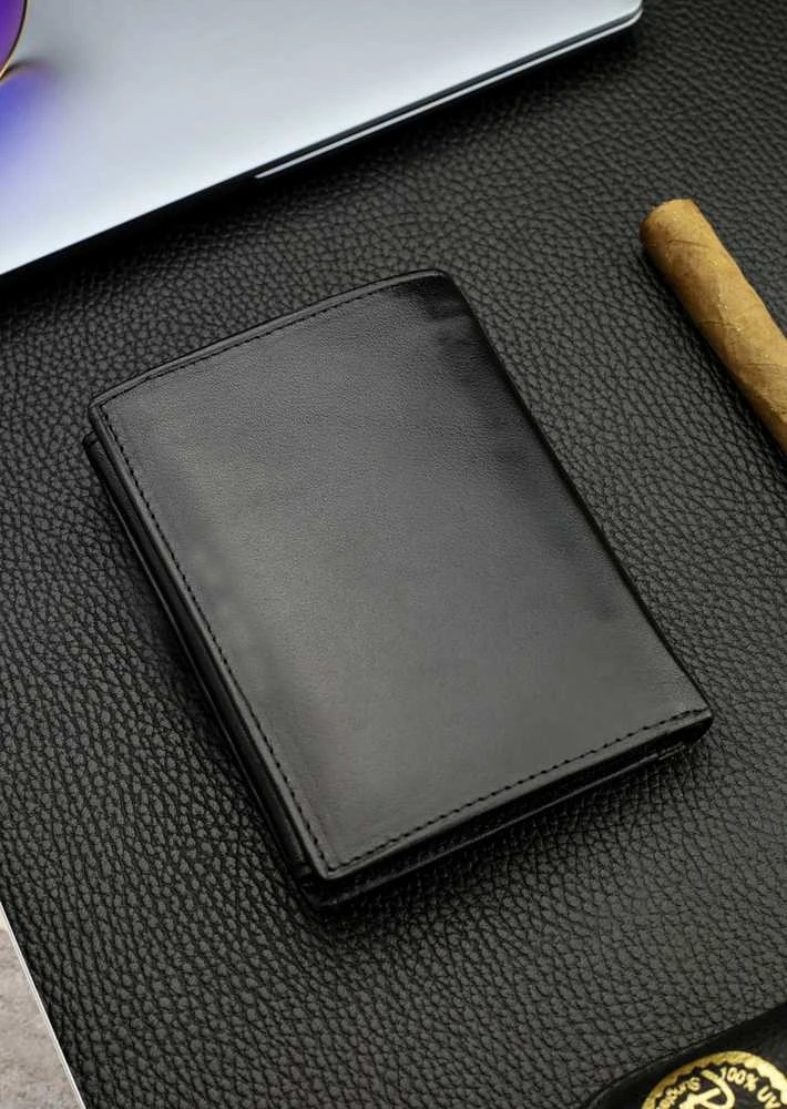 Dovanų rinkinys vyrams: odinė piniginė Pierre Cardin RFID ir diržas Stevens 623206