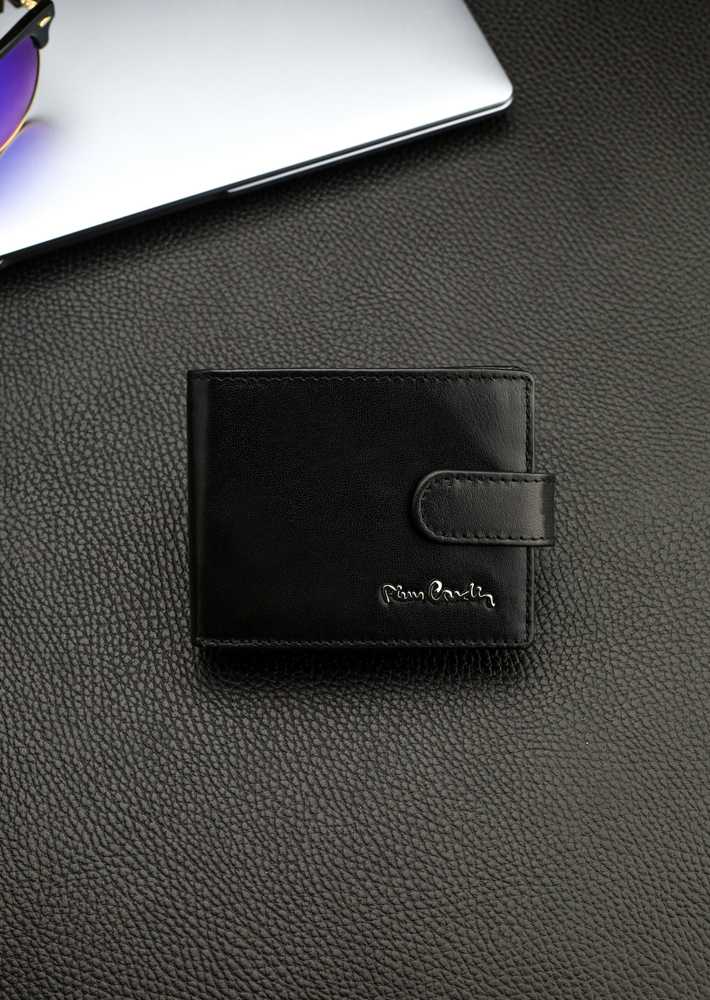 Dovanų rinkinys vyrams: odinė piniginė Pierre Cardin RFID ir diržas Stevens A423206