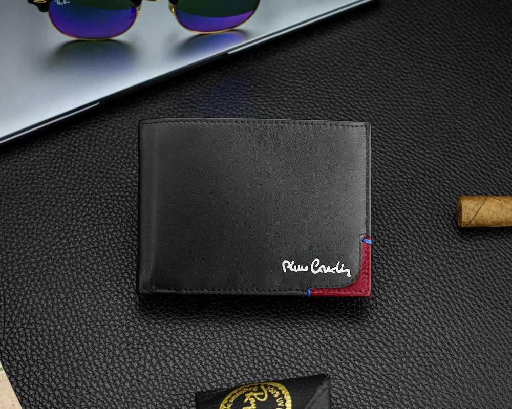 Dovanų rinkinys vyrams: odinė piniginė Pierre Cardin RFID, odinis diržas 75T8806BR