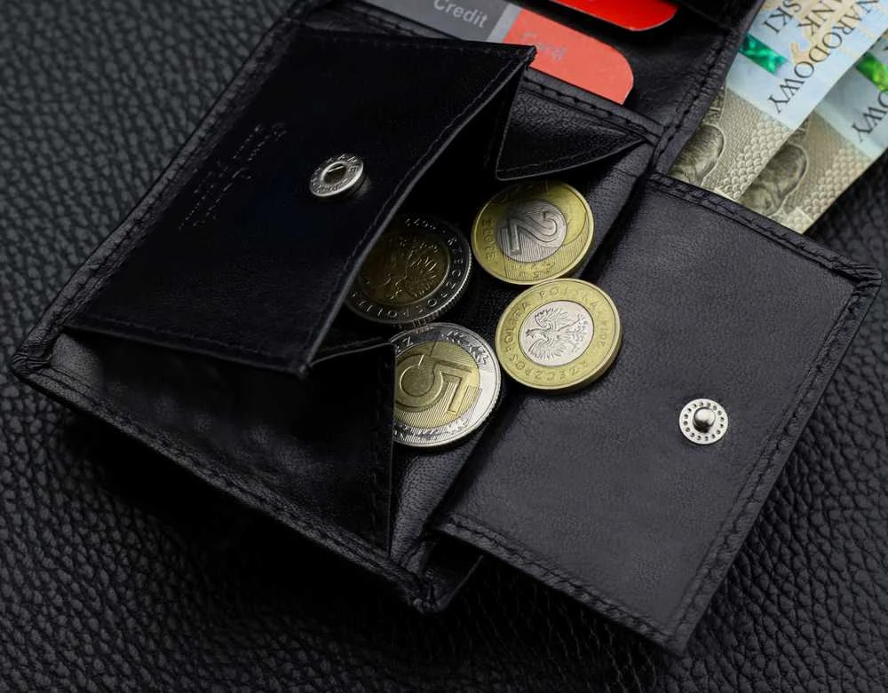 Dovanų rinkinys vyrams: odinė piniginė Pierre Cardin RFID ir diržas Stevens 423206
