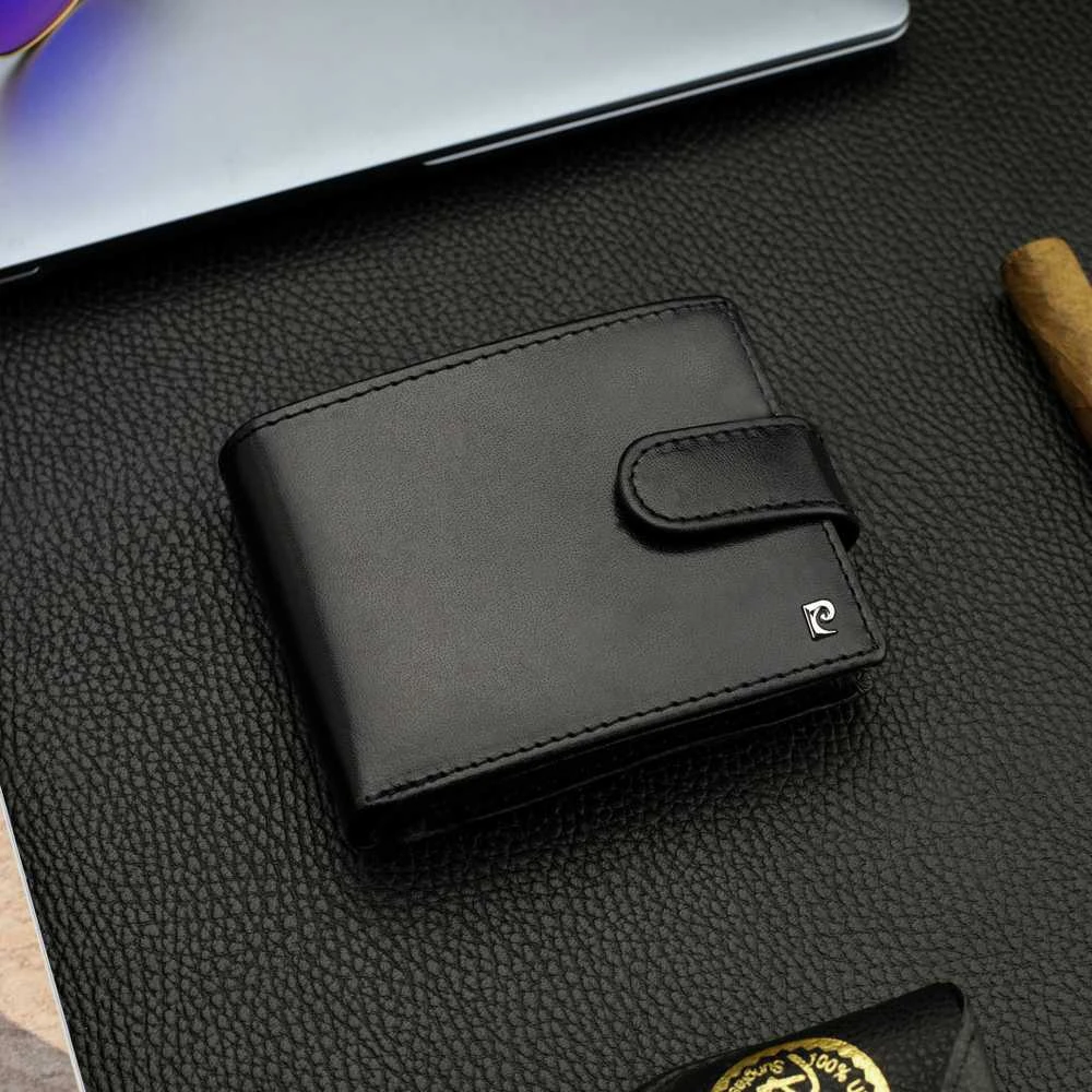 Dovanų rinkinys vyrams: odinė piniginė Pierre Cardin RFID ir diržas Stevens A323306