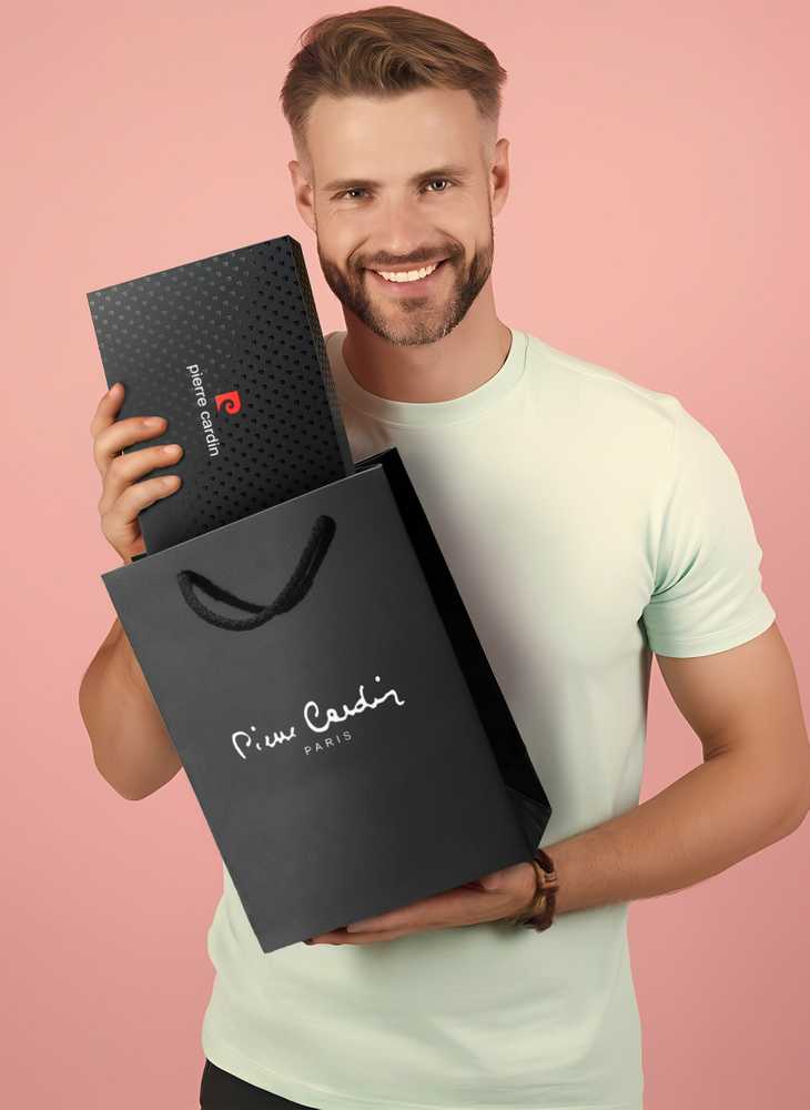 Dovanų rinkinys vyrams: odinė piniginė Pierre Cardin RFID, odinis diržas 75T8806BB