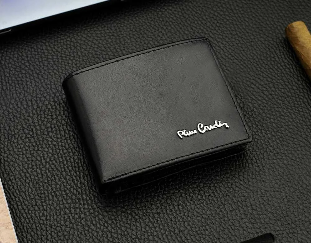 Dovanų rinkinys vyrams: odinė piniginė Pierre Cardin RFID ir diržas Stevens 6088206