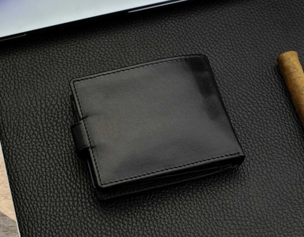 Dovanų rinkinys vyrams: odinė piniginė Pierre Cardin RFID ir diržas Stevens A5288206