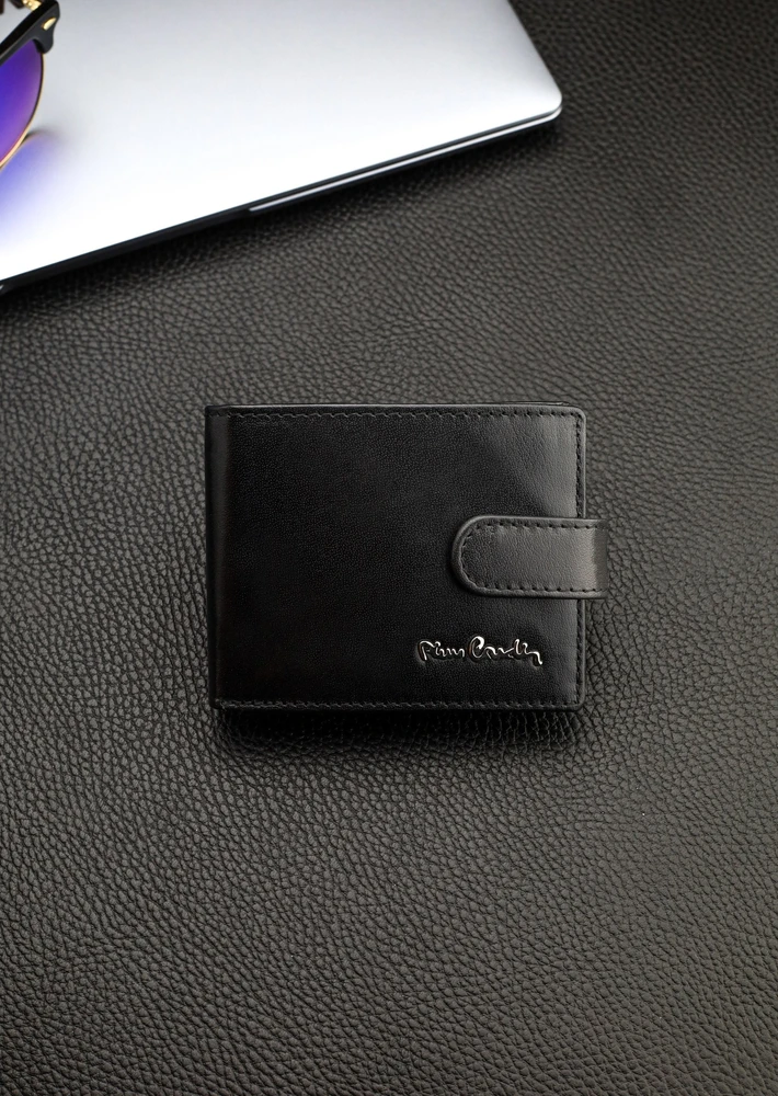 Dovanų rinkinys vyrams: odinė piniginė Pierre Cardin RFID ir diržas STEVENS A323206