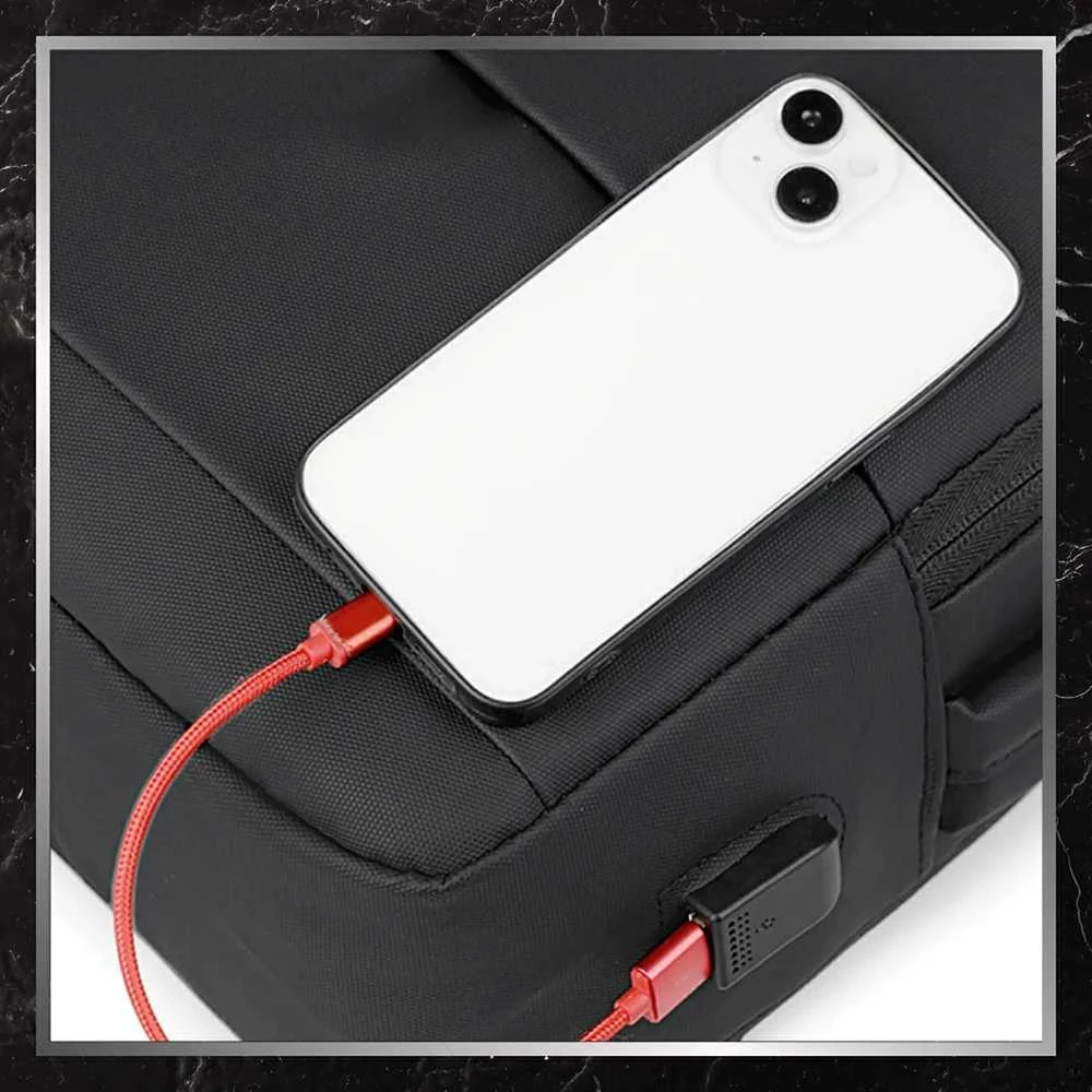 Kelioninė kuprinė, juoda, su USB jungtimi