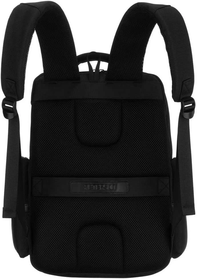 Kuprinė unisex Peterson, juoda K17