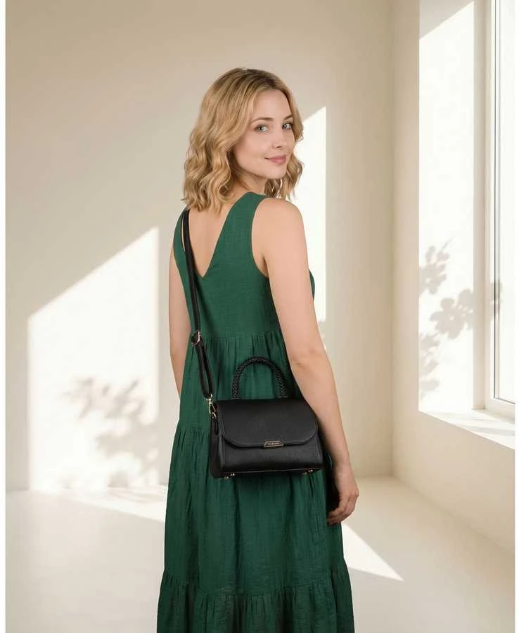 Maža moteriška „Peterson“ crossbody rankinė iš ekologiškos odos, juoda