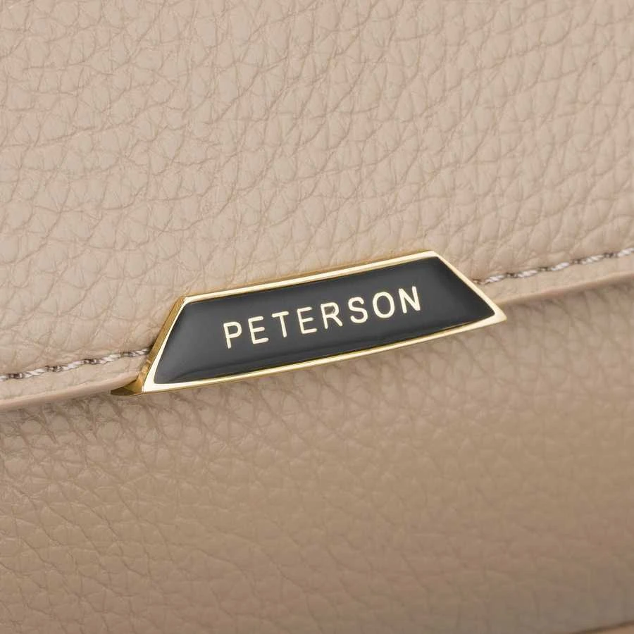 Maža moteriška „Peterson“ smėlio spalvos rankinė per petį arba nešiojama rankoje, ekologiška oda