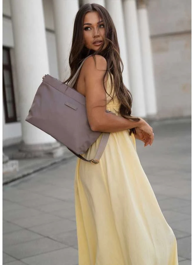 Moteriška „Peterson“ nailoninė shopper rankinė, smėlio spalvos, su magnetiniu užsegimu