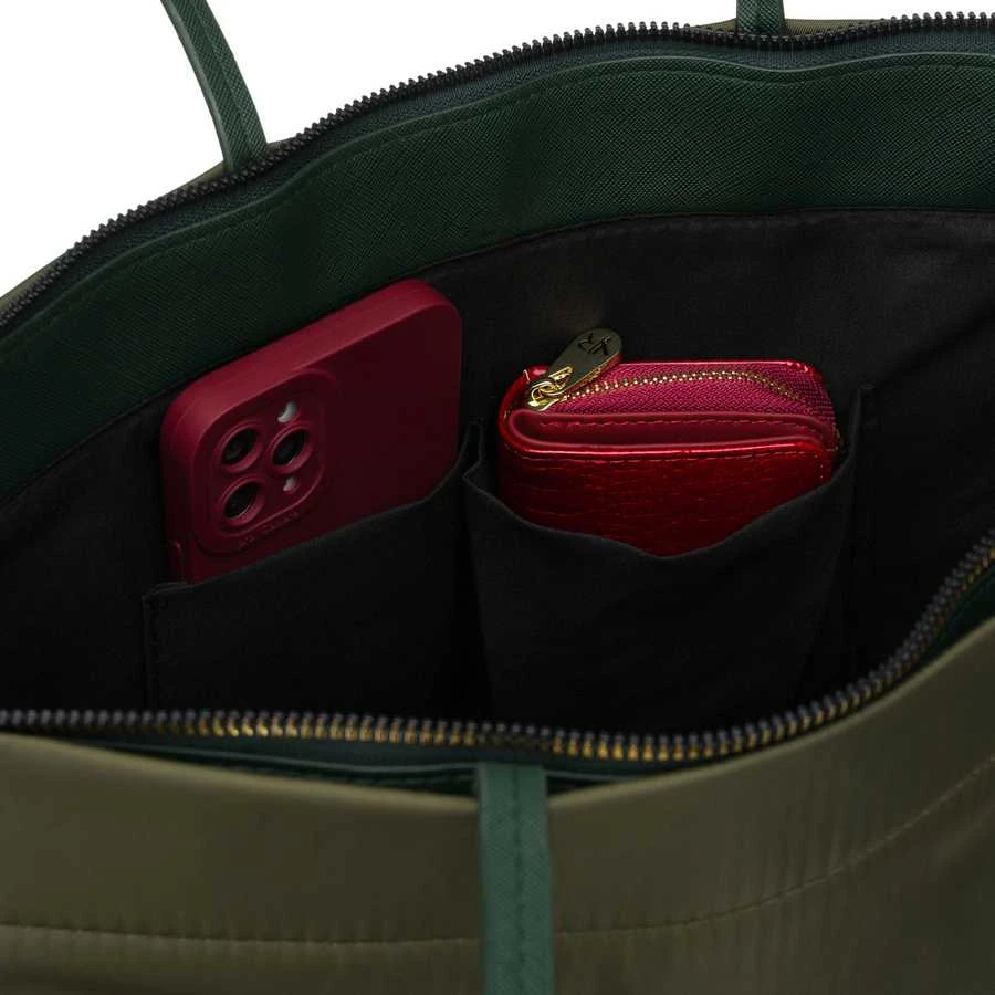 Moteriška „Peterson“ žalia nailoninė shopper rankinė, vieno skyriaus, su nuimamu reguliuojamu dirželiu