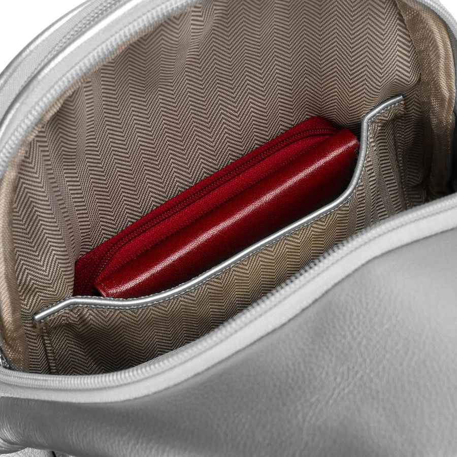 Moteriška sidabrinė „Peterson“ rankinė per petį (crossbody) iš eko odos RT36
