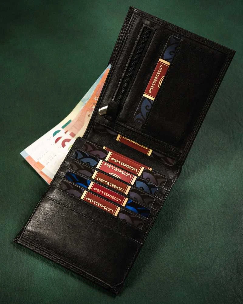 Natūralios odos piniginė vyrams Peterson PT202