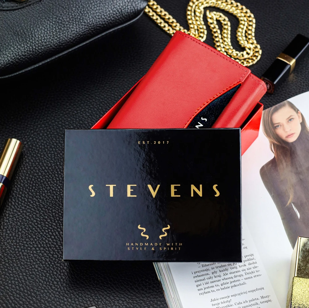 Odinė piniginė moterims Stevens Extended su RFID apsauga, raudona