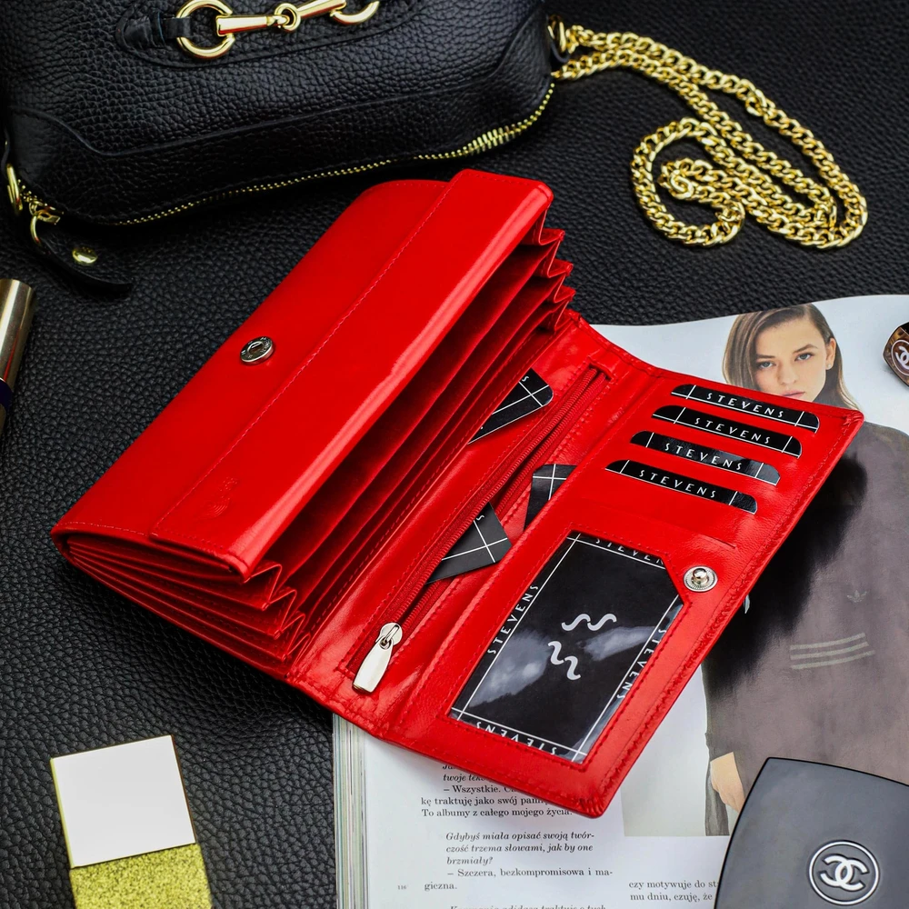 Odinė piniginė moterims Stevens Extended M raudona su RFID apsauga