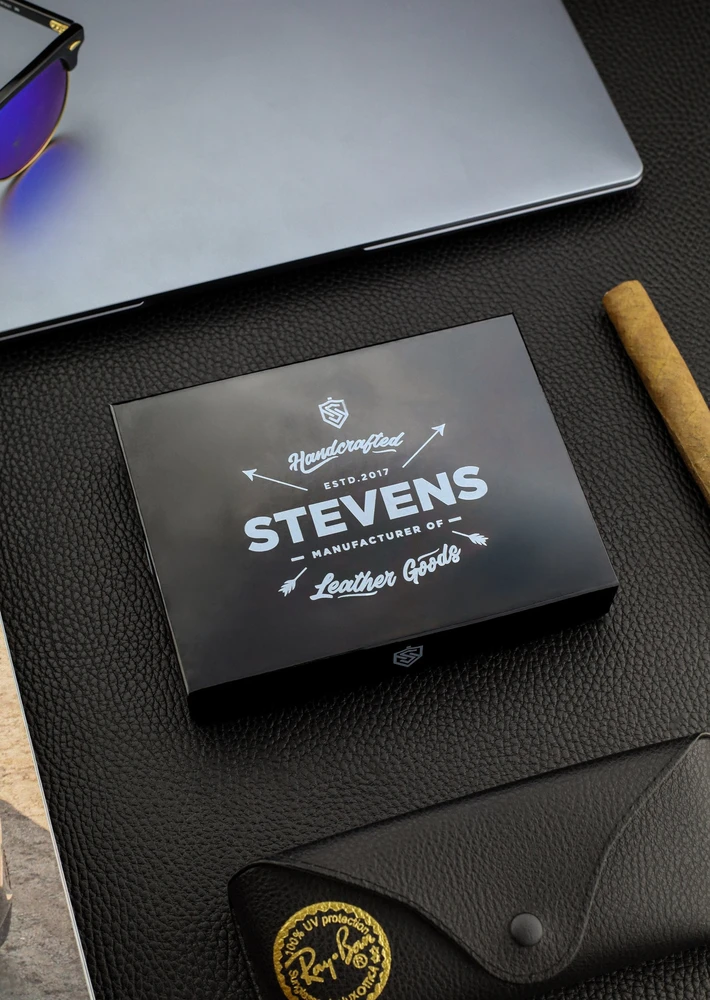 Odinė piniginė vyrams Stevens DP04