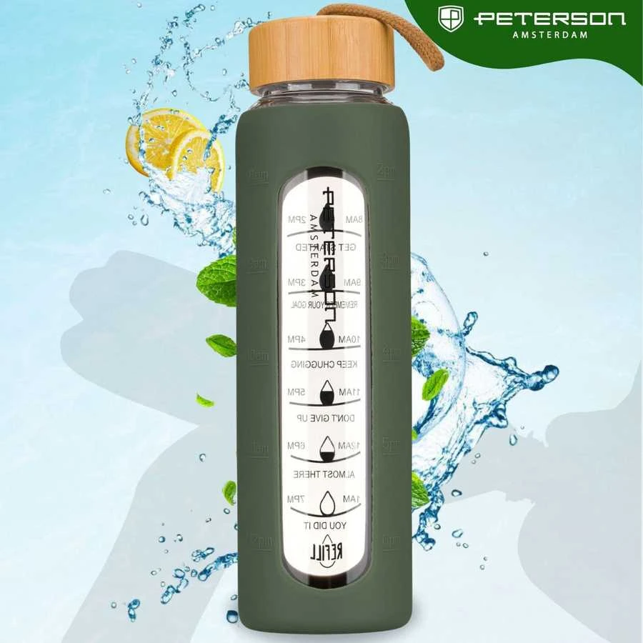 Peterson motyvacinė stiklinė vandens gertuvė su valandų žymomis, silikoniniu dėklu, 960 ml, žalia