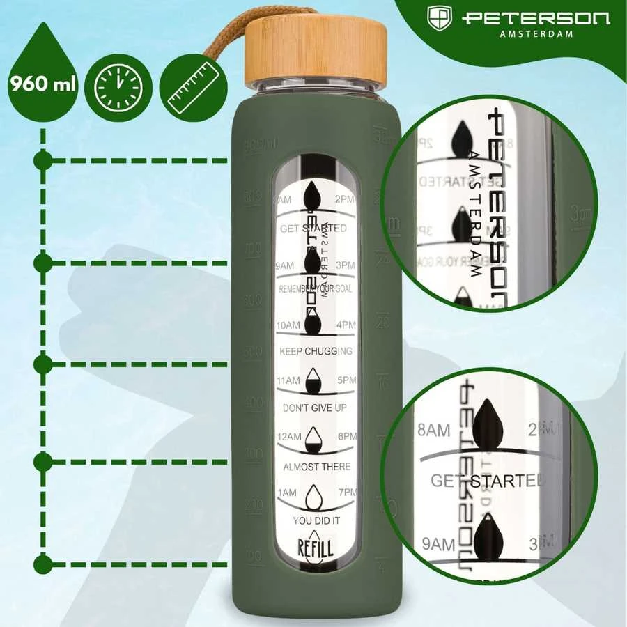 Peterson motyvacinė stiklinė vandens gertuvė su valandų žymomis, silikoniniu dėklu, 960 ml, žalia