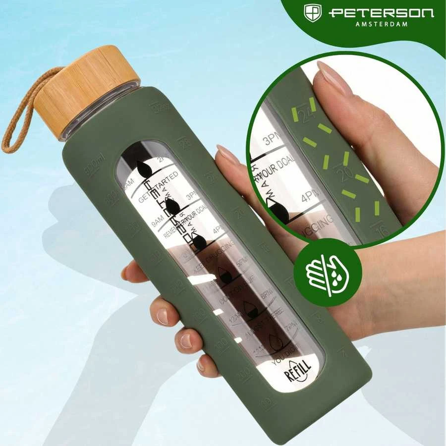 Peterson motyvacinė stiklinė vandens gertuvė su valandų žymomis, silikoniniu dėklu, 960 ml, žalia