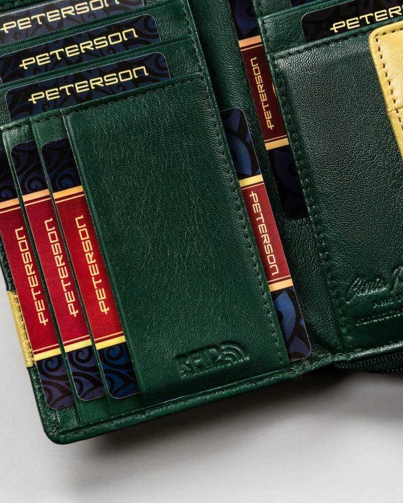 Piniginė moterims Peterson P300