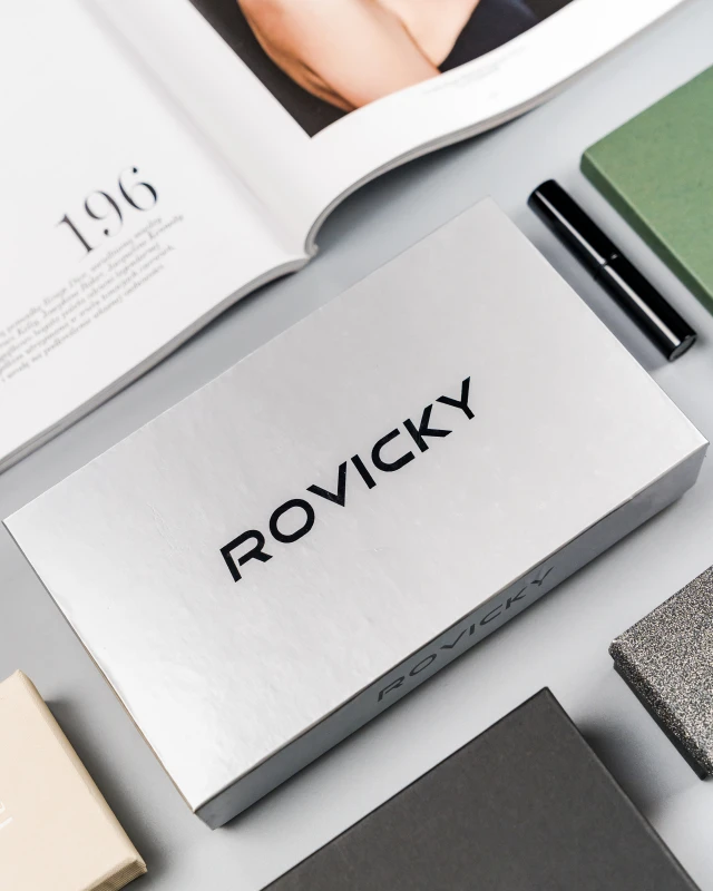 Piniginė moterims Rovicky L42