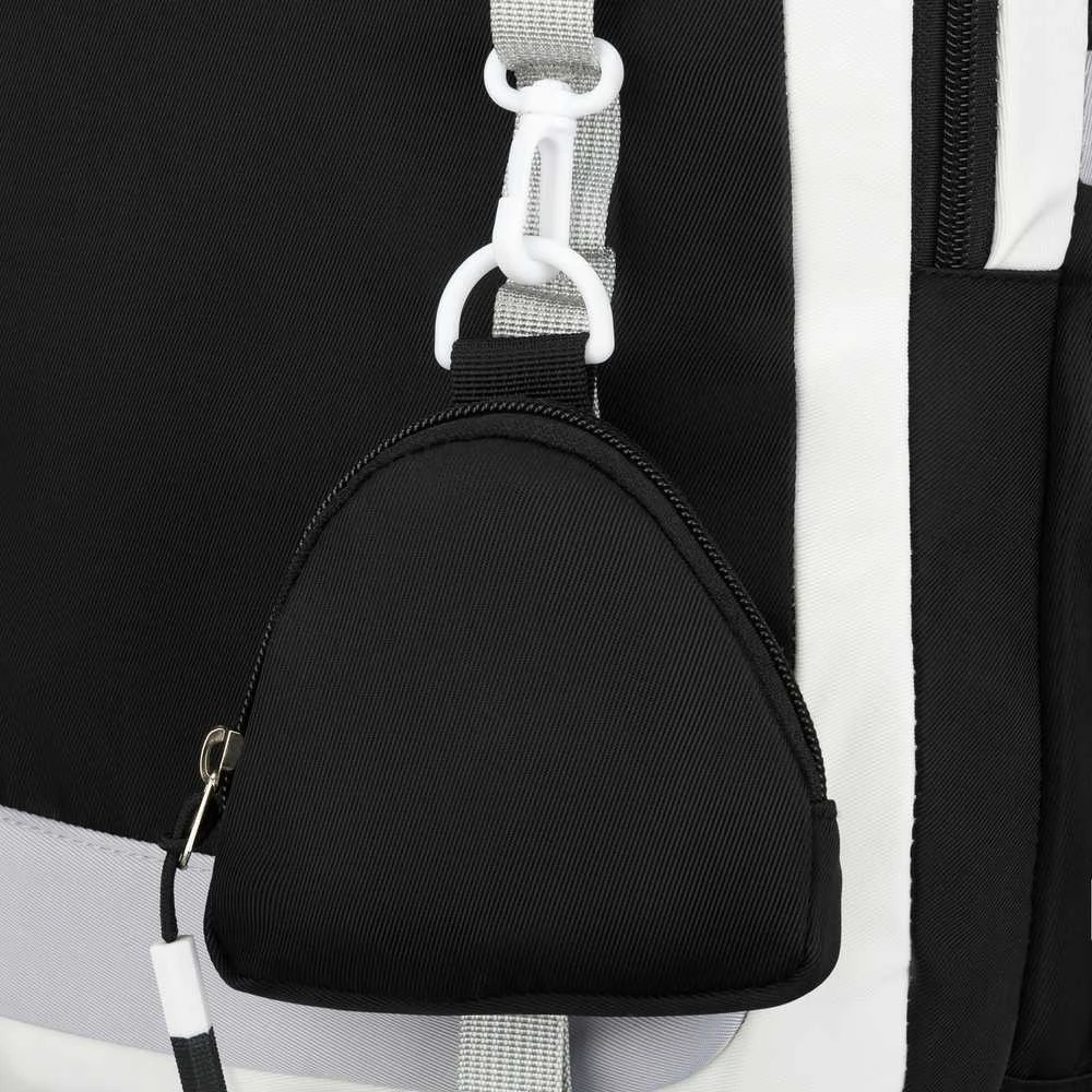 Vidutinė kuprinė unisex Peterson, balta ir juoda