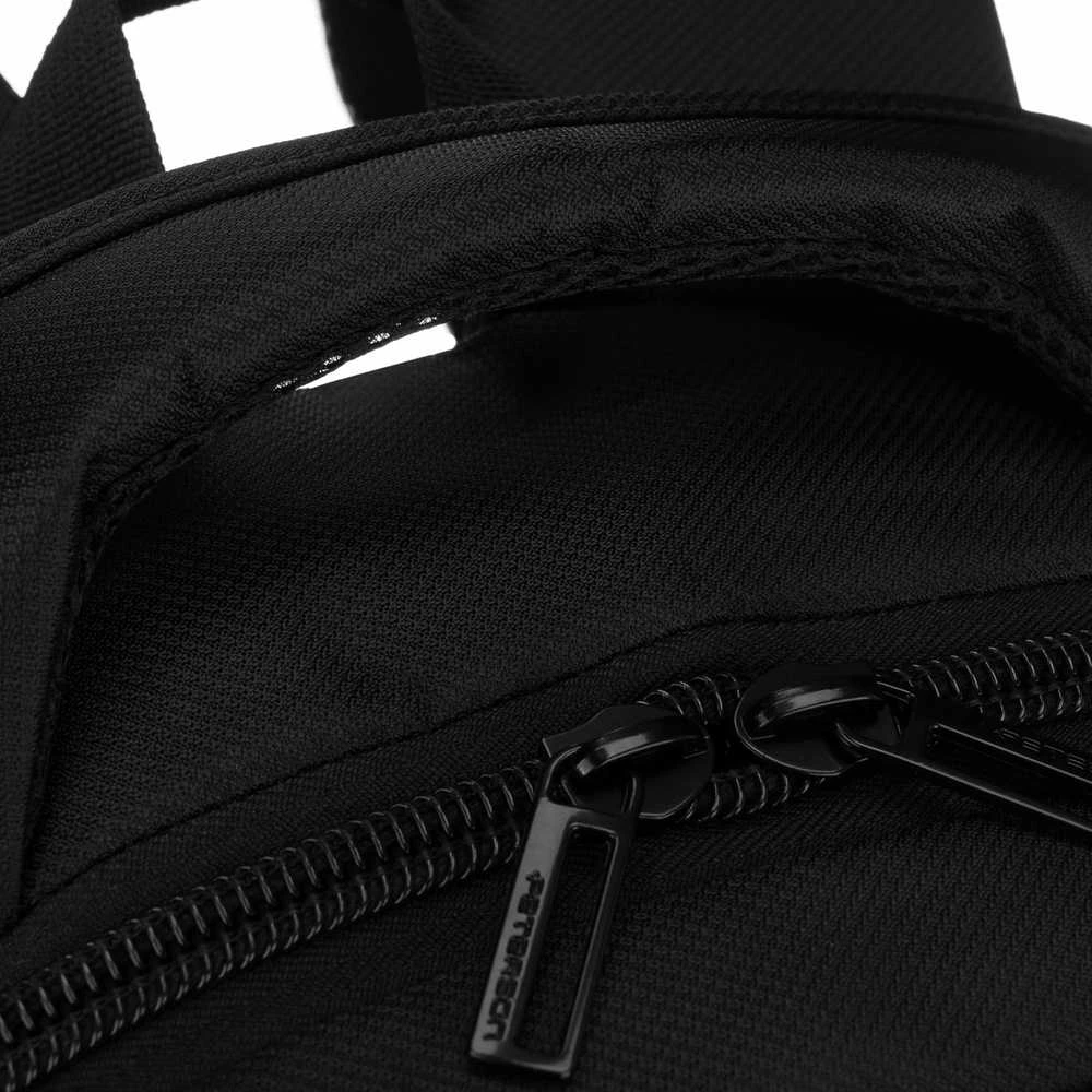 Vidutinė kuprinė unisex Peterson, juoda