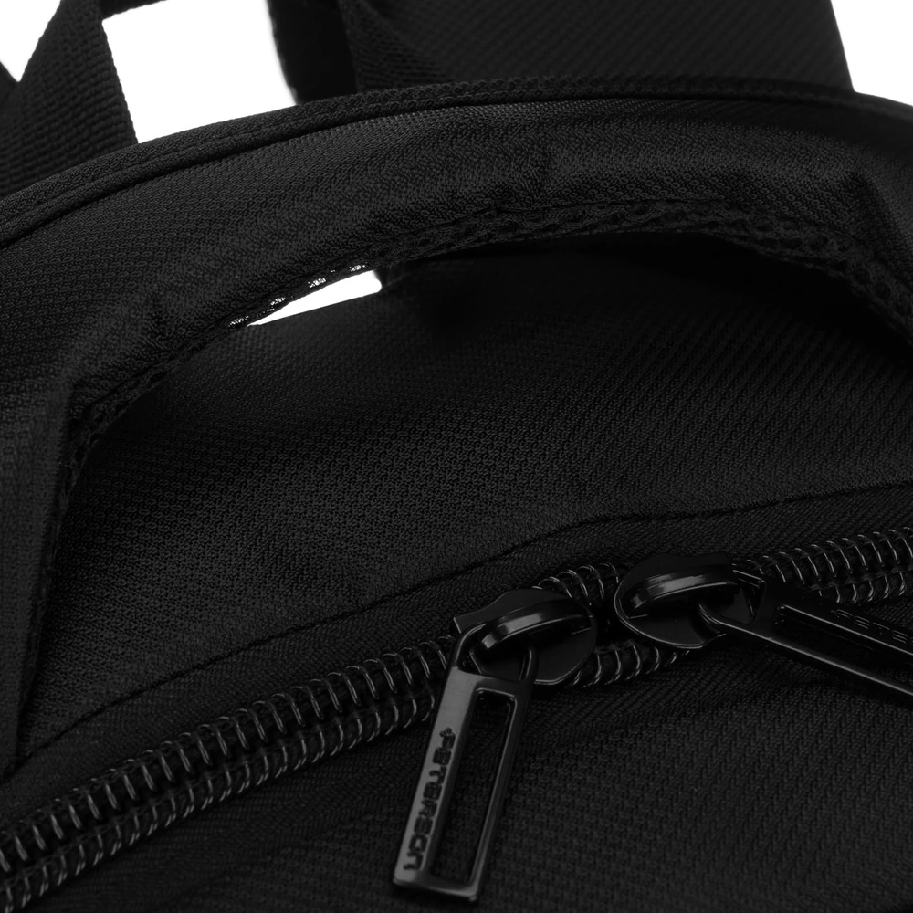 Vidutinė kuprinė unisex Peterson, juoda