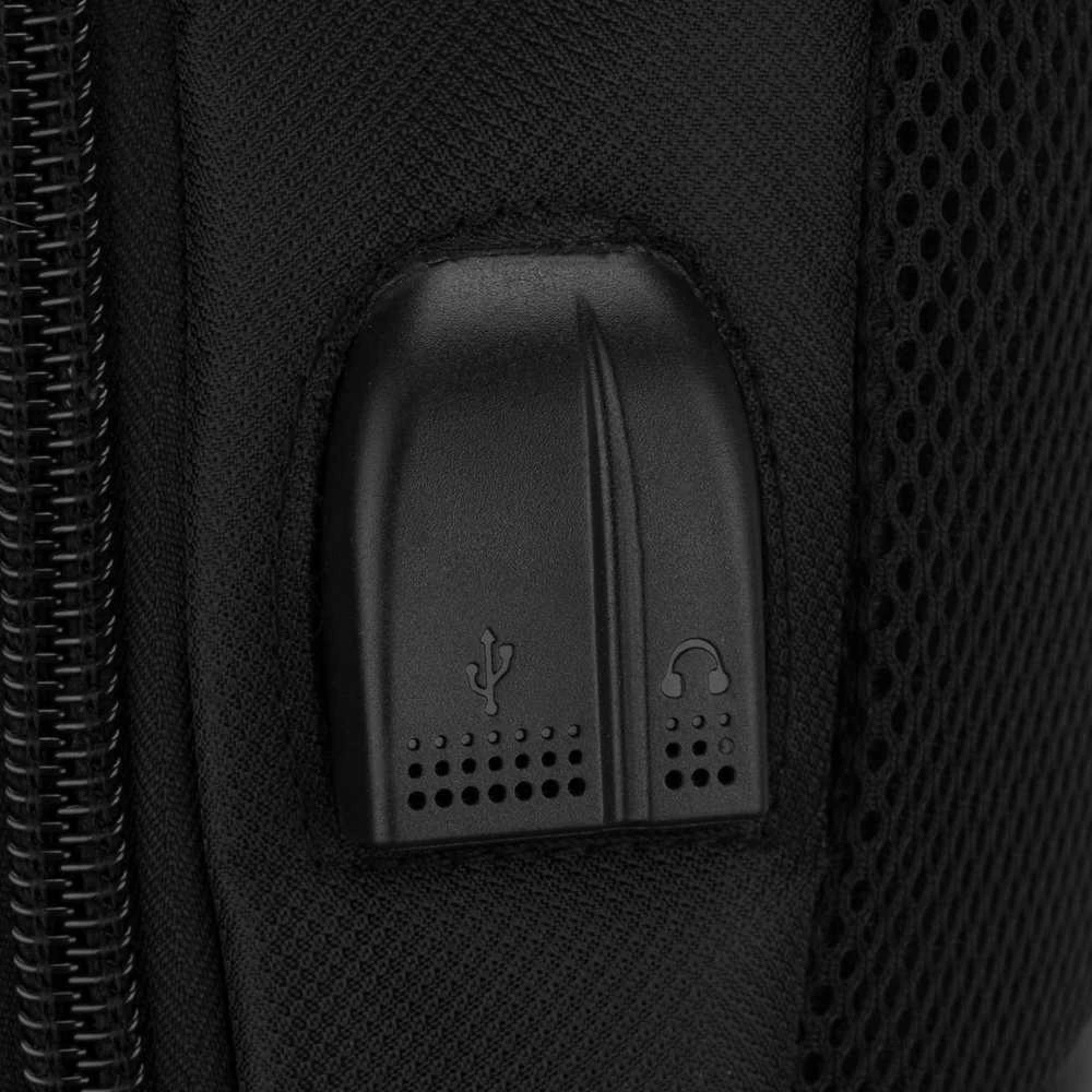 Vidutinė kuprinė unisex Peterson, juoda