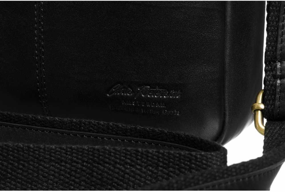 Vidutinė rankinė vyrams Peterson, juoda 0499