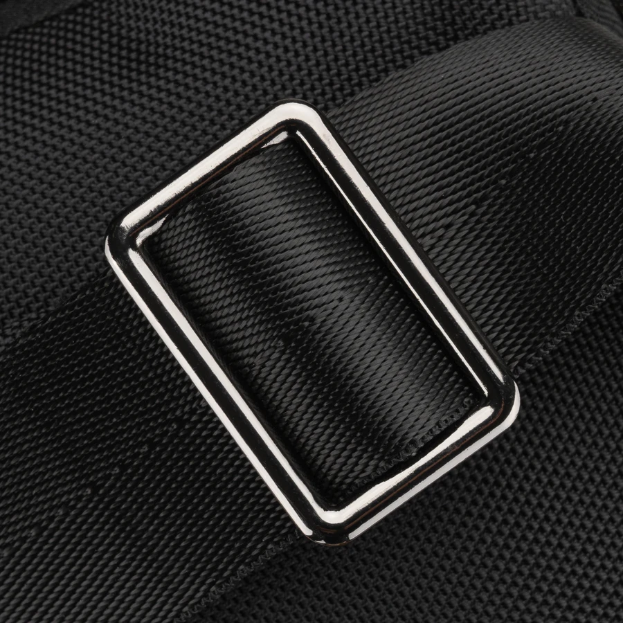 Vyriška maža juoda „Peterson“ lengva miesto rankinė per petį (crossbody), užsegama užtrauktuku, iš tekstilės