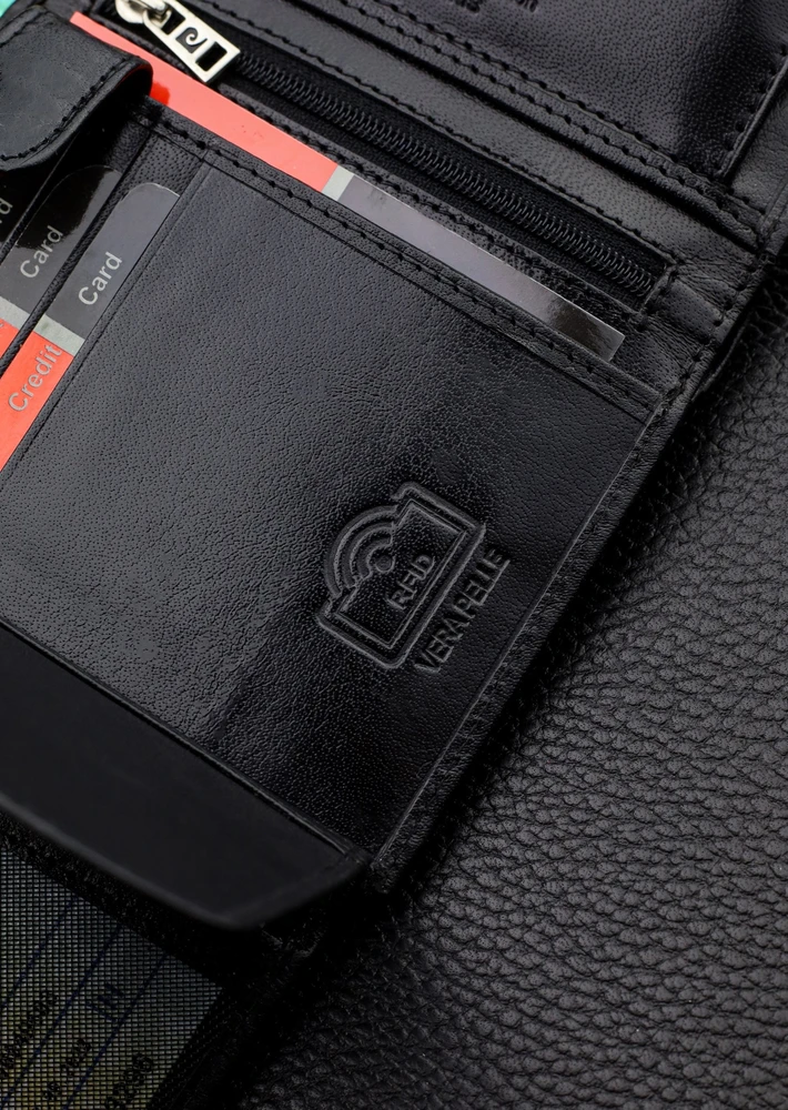 Vyriška odinė piniginė Pierre Cardin, juoda, RFID apsauga A623706