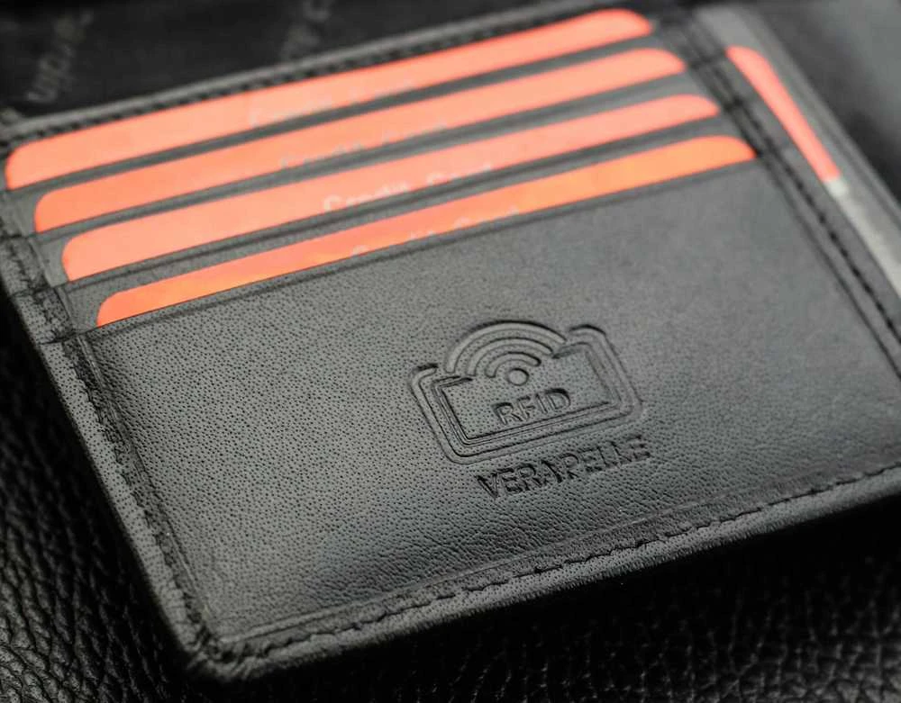 Vyriška odinė piniginė Pierre Cardin, juoda, RFID apsauga A6088706