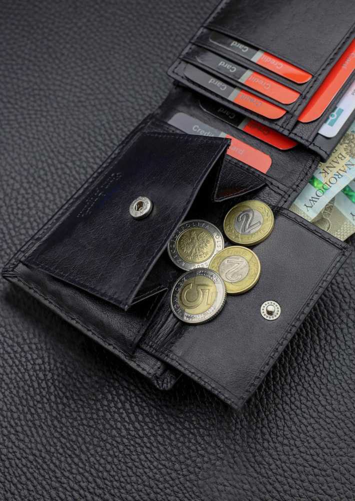 Vyriška odinė piniginė Pierre Cardin, juoda, RFID apsauga 5288706