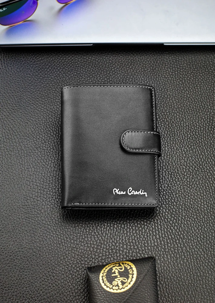 Vyriška odinė piniginė Pierre Cardin, juoda, RFID apsauga A623406