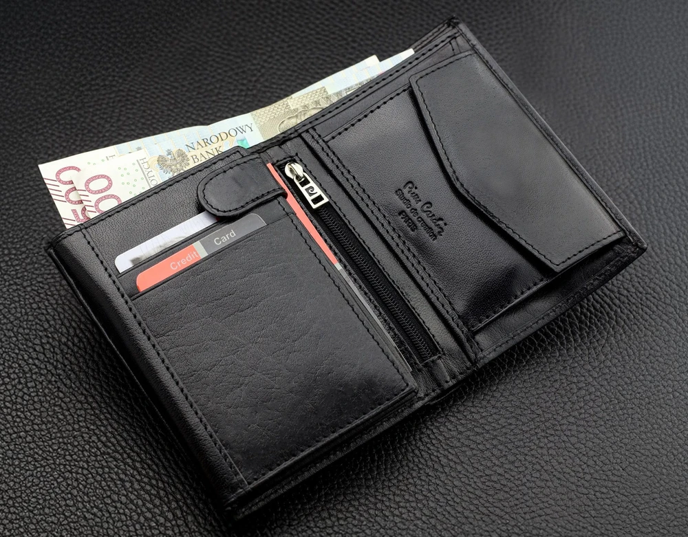 Vyriška odinė piniginė Pierre Cardin, RFID, juoda 623206