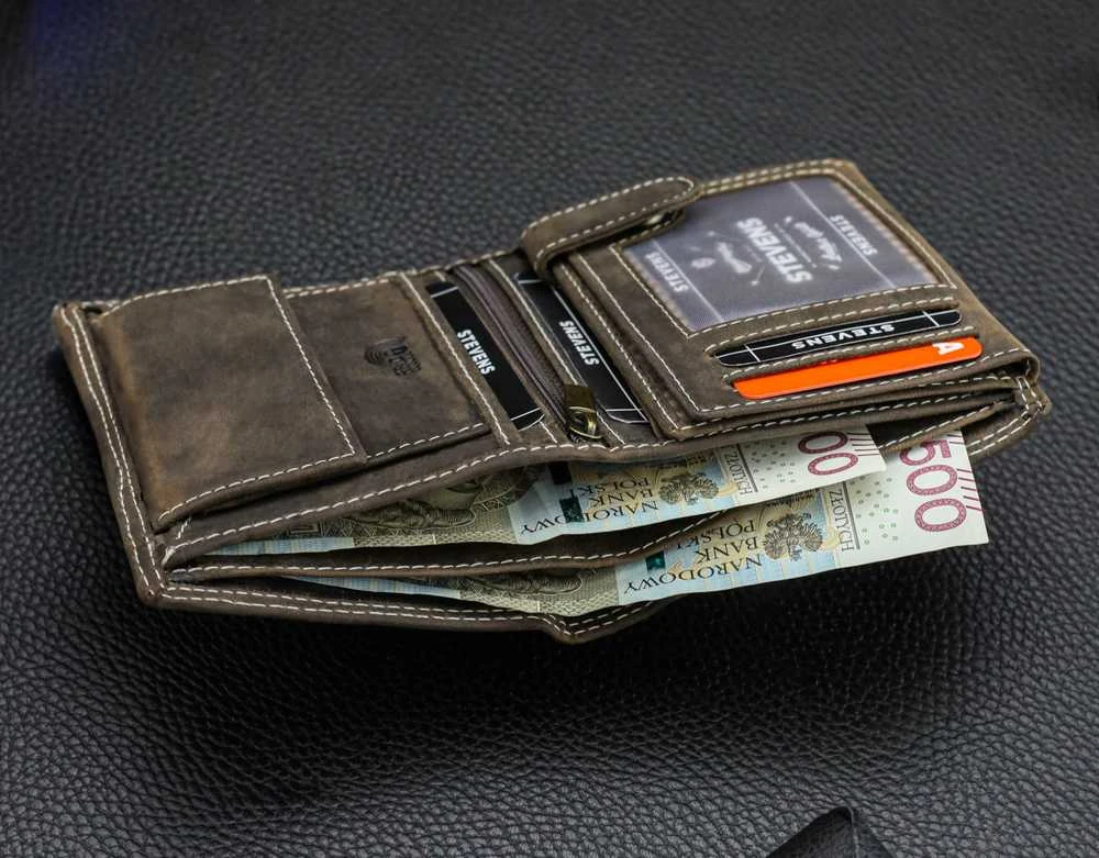 Vyriška odinė piniginė Stevens su RFID apsauga rudos spalvos
