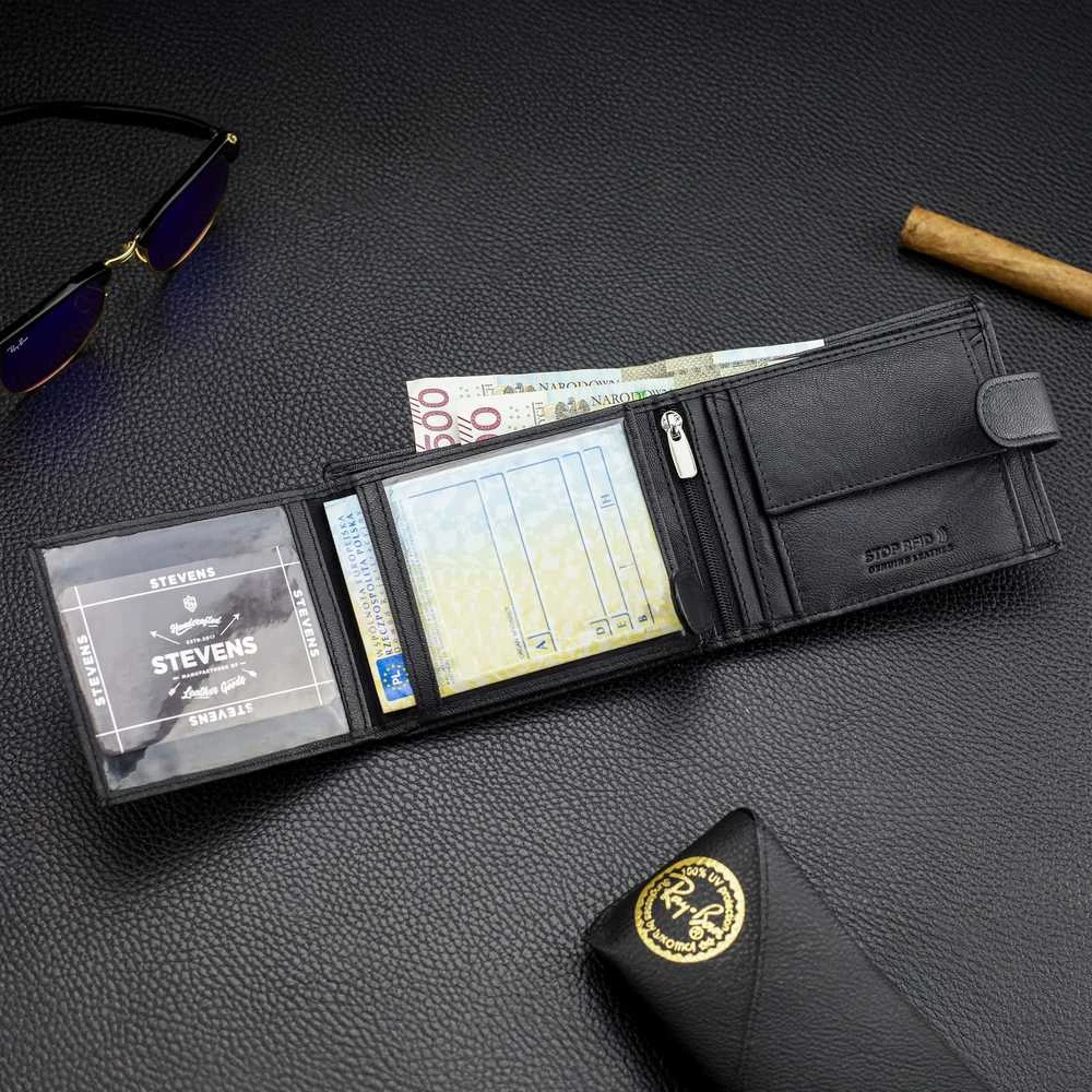 Vyriška odinė piniginė Stevens su RFID apsauga, juoda PREMIUM W-325A