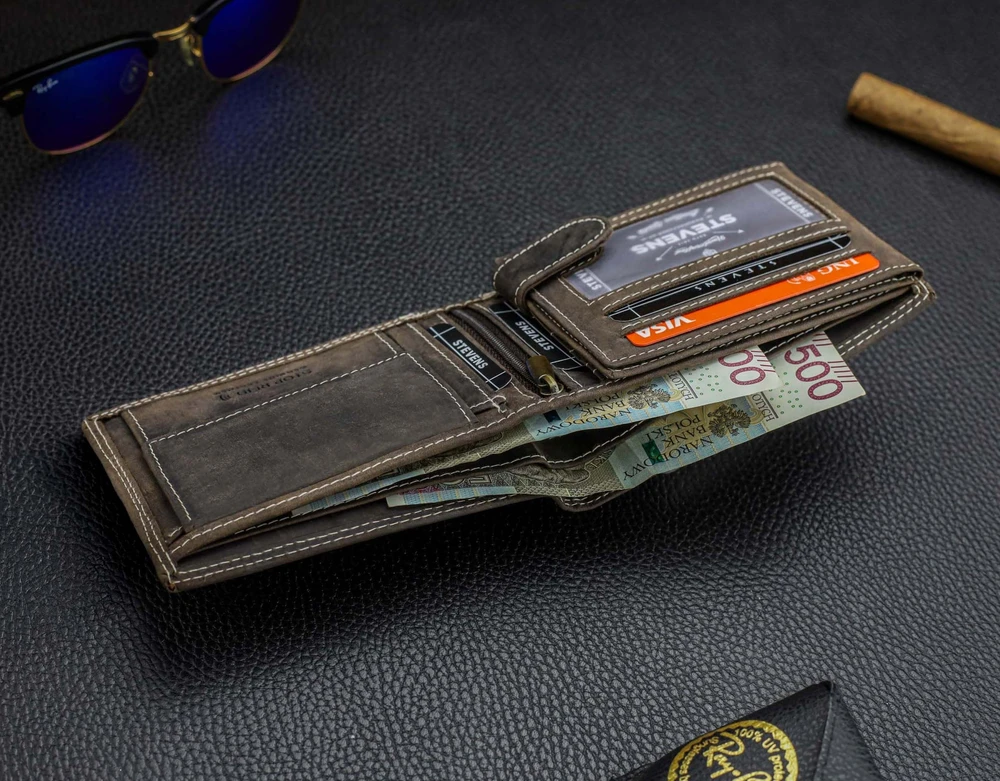 Vyriška odinė piniginė Stevens su RFID apsauga rudos spalvos
