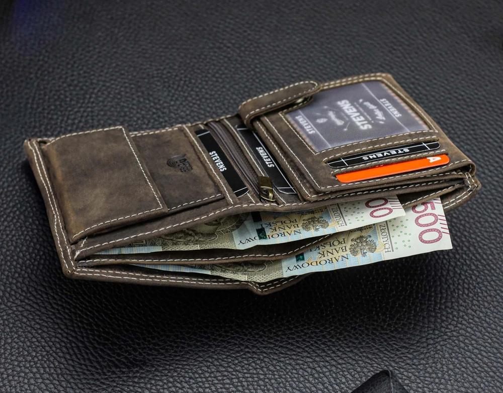 Vyriška odinė piniginė Stevens su RFID apsauga rudos spalvos