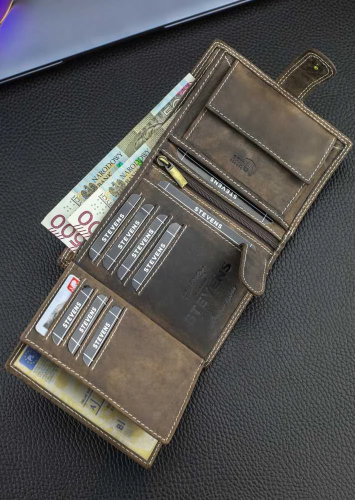 Vyriška odinė piniginė Stevens su RFID apsauga, rudos spalvos